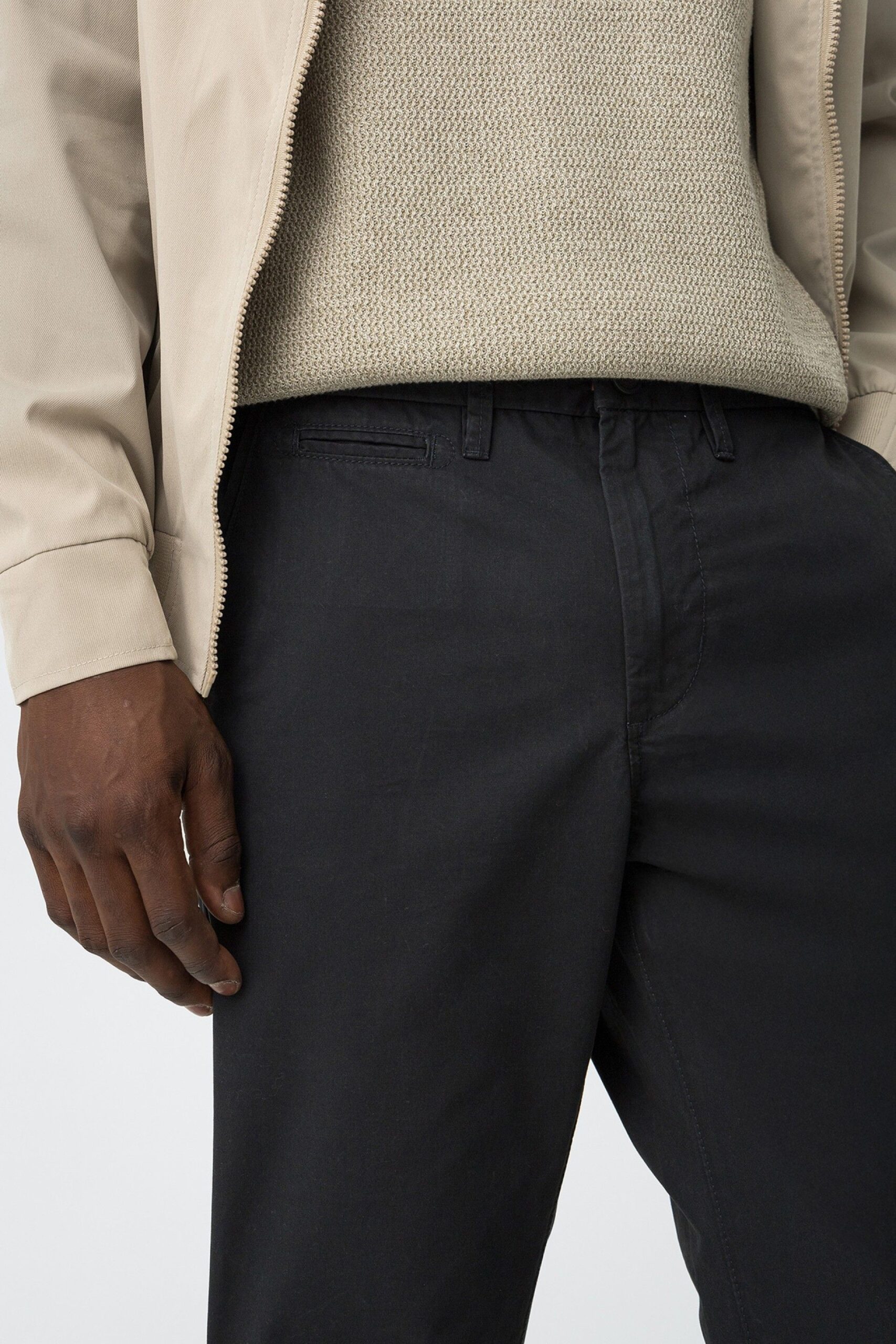 Pantalón Chino Tapered Azul - Imagen 4